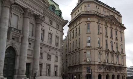 Por DNU, el Gobierno modificó la ley de Inteligencia Nacional, creó dos nuevas comunidades y redefinió el rol de la SIDE