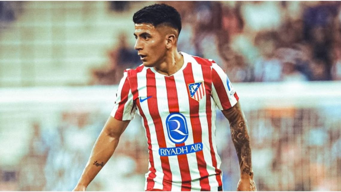 Thiago Almada está bajo las miradas del Napoli de Italia