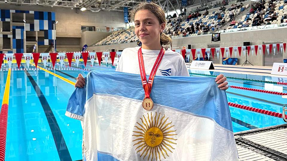 Oro y pasaje mundialista para Sofía Ovalles