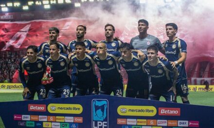 Argentinos comienza en Guayaquil su duro camino a los grupos de la Copa Libertadores