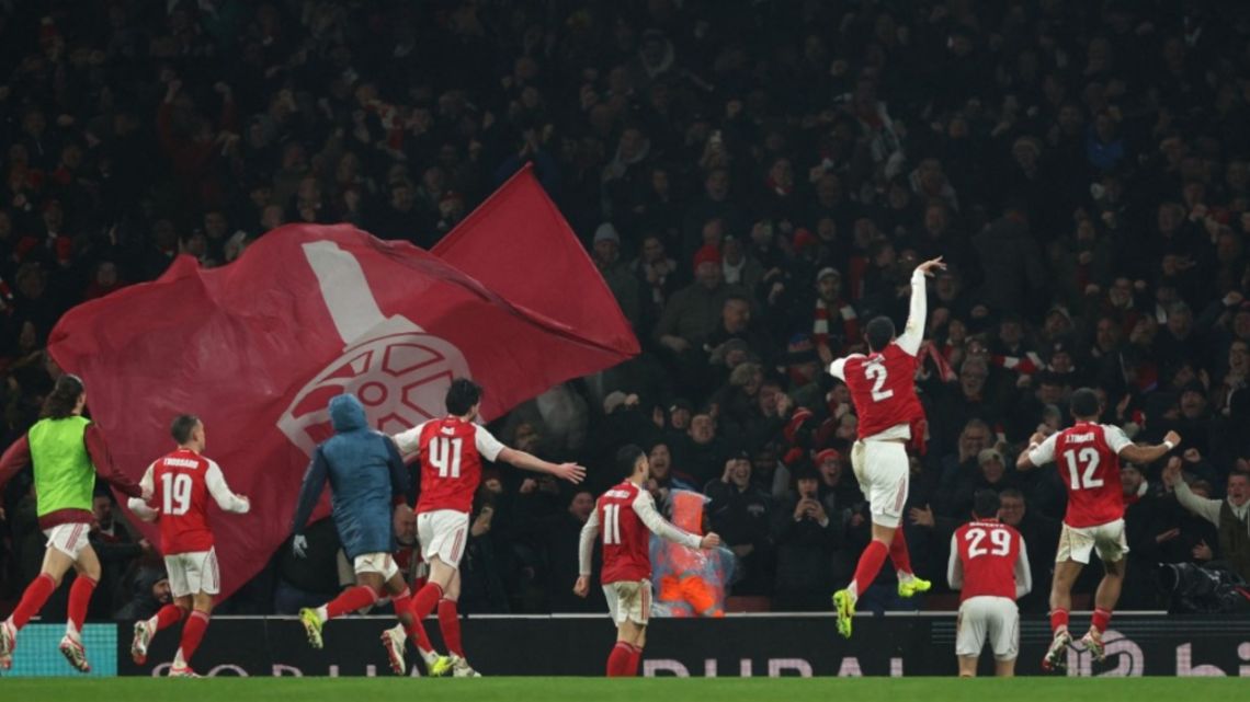 Arsenal venció 1-0 al Chelsea en el clásico y jugará la final de la Carabao Cup