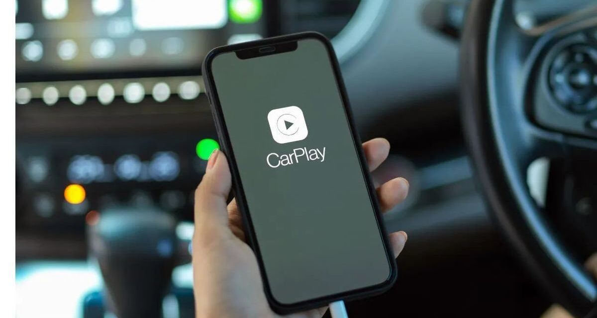 Apple integrará ChatGPT y otros IA generativas en la aplicación CarPlay
