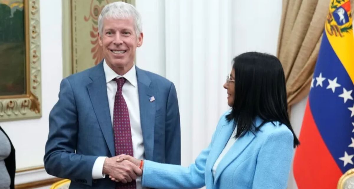 Delcy Rodríguez recibió al secretario de Energía de EEUU