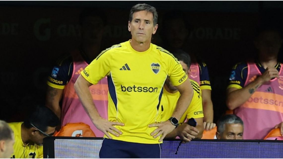 Claudio Úbeda respondió los intensos silbidos de La Bombonera y analizó el empate con Racing