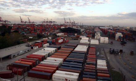 Diputados de la oposición piden al Gobierno informes sobre beneficios fiscales a empresas de China