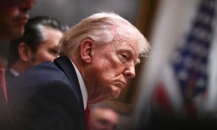 Donald Trump le pidió a sus aliados nacionalizar el sistema electoral