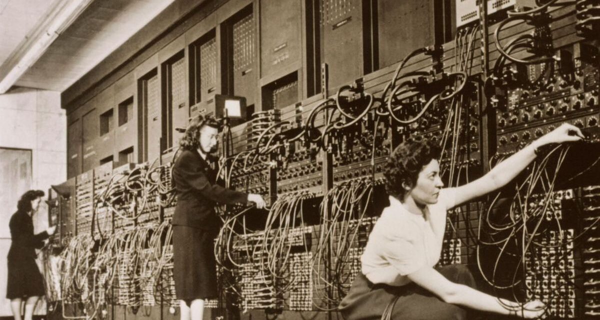 Hace 80 años se instaló ENIAC, la primera computadora programable de la historia