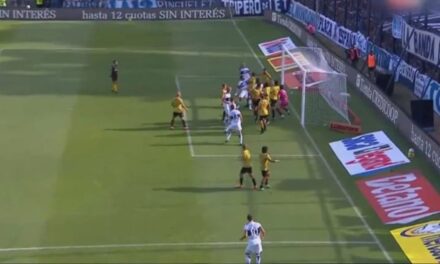 Nicolás Barros Schelotto volvió a marcar otro golazo que revolucionó las redes sociales