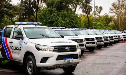 Movilidades policiales: El jefe de la fuerza negó que haya 300 móviles fuera de servicio