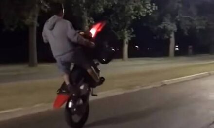 Maniobras peligrosas en moto: Familias del Dolor piden sanciones más duras y mayor control municipal