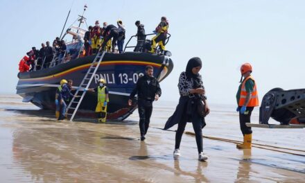 Europa endurece su política migratoria y recorta el derecho de asilo