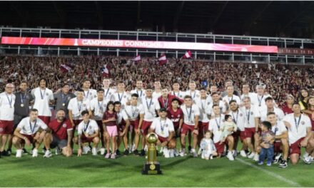 Todo Lanús recibió a los campeones de la Recopa Sudamericana en una Fortaleza rendida a sus pies