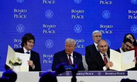 Javier Milei canceló su viaje a EEUU y no asistirá a la Gala de Prosperidad Hispana tras ser convocado al Consejo de Paz de Donald Trump