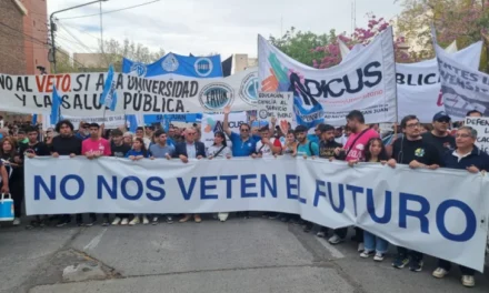 Docentes de la UNSJ paran 48 horas y profundizan el plan de lucha