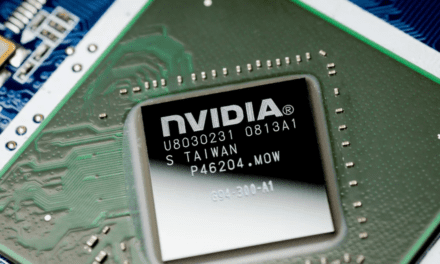 EEUU autorizó a 10 empresas chinas a comprar chips H200 y el CEO de Nvidia espera un avance decisivo