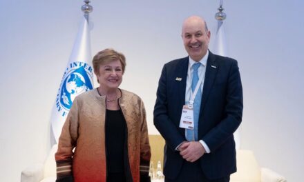 Federico Sturzenegger se reunió con Kristalina Georgieva y destacó el respaldo del FMI al plan de Milei
