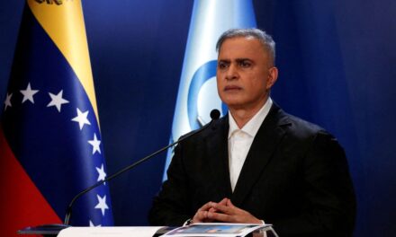 Renunció Tarek William Saab, uno de los funcionarios más cercanos a Nicolás Maduro