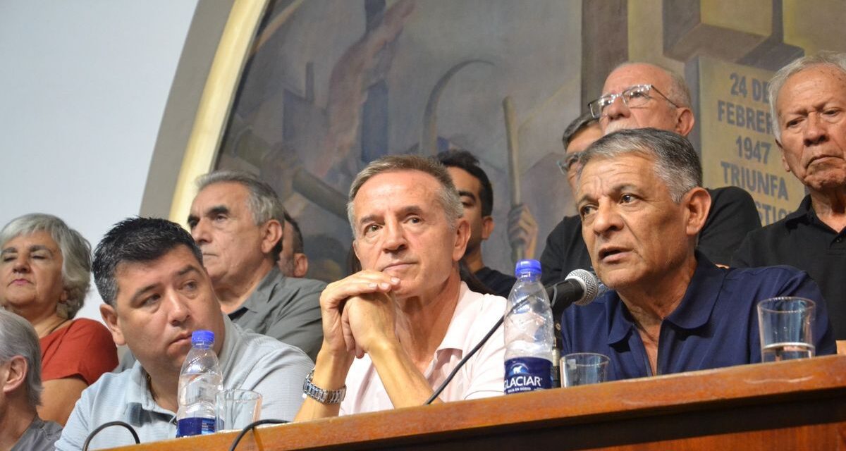 La CGT anunció una marcha a Plaza de Mayo y denunció que el Gobierno pone un techo a las paritarias