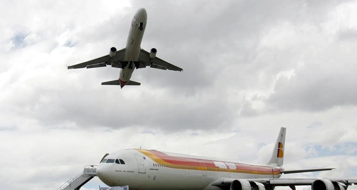 La aerolínea venezolana Conviasa suspendió sus vuelos a Cuba y Nicaragua