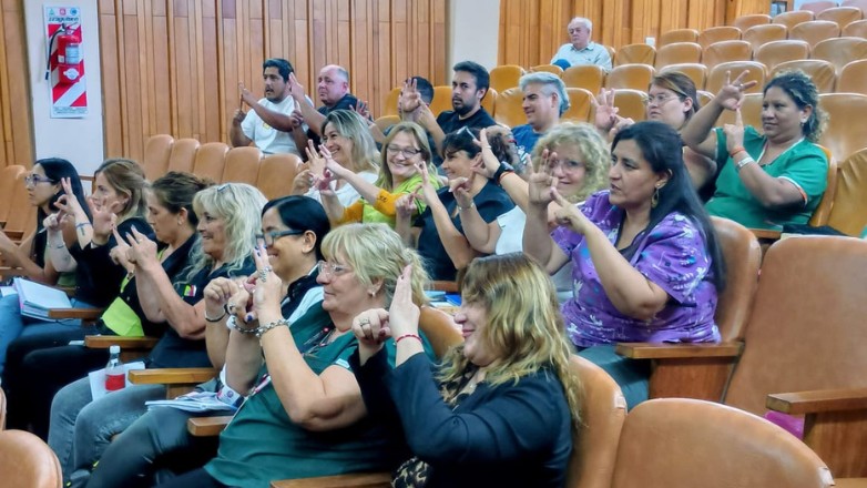 El Hospital Marcial Quiroga capacita a su personal en lengua de señas para mejorar la atención
