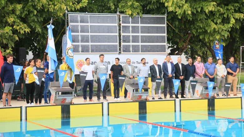Arrancó el Argentino de Natación Máster en San Juan con más de 500 competidores