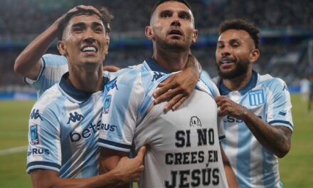 Volvió de su lesión en tiempo récord y metió un doblete para la victoria de Racing