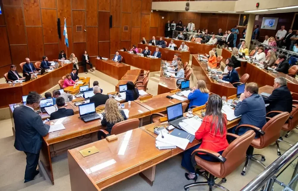 Cuenta regresiva en la Legislatura: Convocan a la sesión que abre el 2026 político