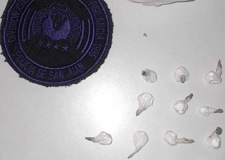 La frenaron por una contravención y terminó con droga escondida entre la ropa