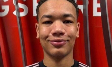 Leonard Prescott, el chico de 16 años que puede ser héroe