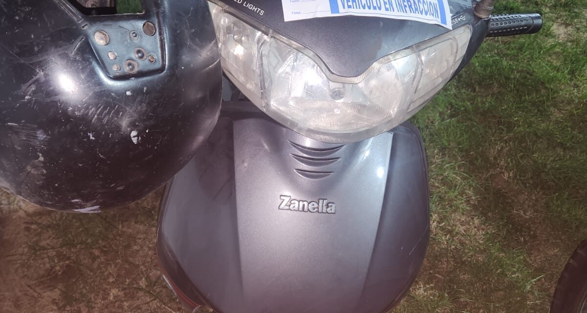 Capital: Dejaron una moto tirada en la calle y desaparecieron