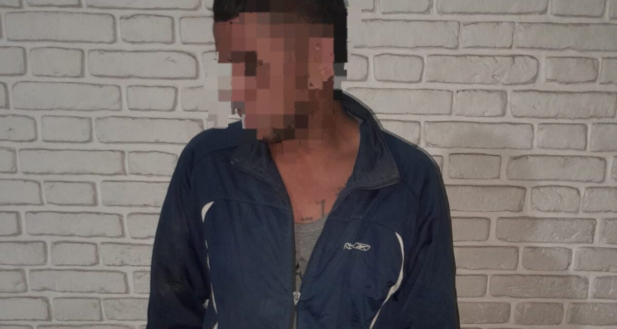 Entró a robar, escapó por los techos y terminó detenido con los objetos