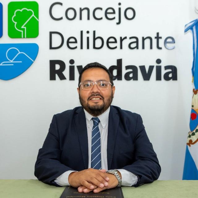 Buscan poner reglas a los perros en la calle: el concejal Cristian Morales impulsa una ordenanza en Rivadavia
