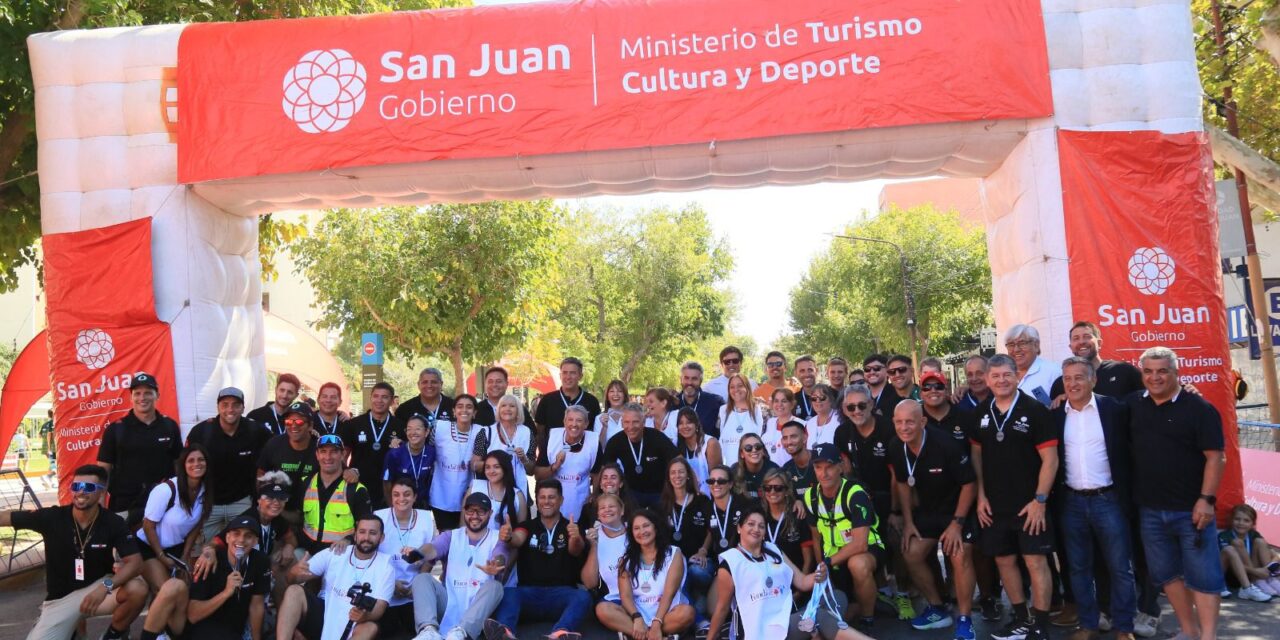 Con más de 400 chicos, el Ironman Kids le puso color y emoción a la previa