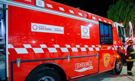 Incendio en Rivadavia: Importantes daños materiales y la pérdida de dos loros