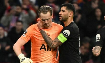 Antonin Kinsky habló tras su error en Champions League