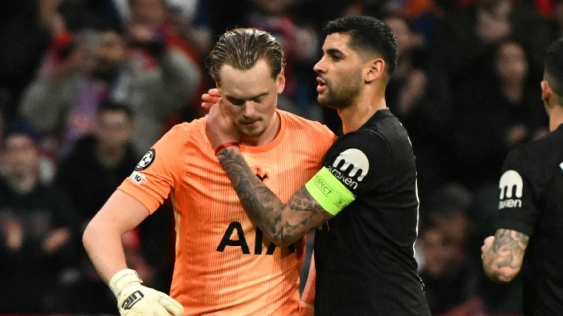 Antonin Kinsky habló tras su error en Champions League
