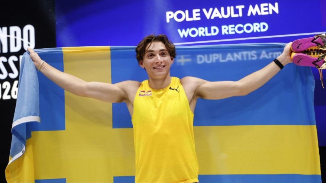 Nuevo récord mundial de Duplantis: saltó 6,31 metros en Suecia