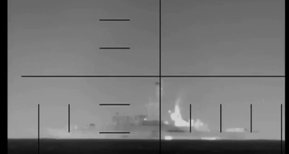 Así fue el momento en que un submarino de EEUU hundió un buque de Irán