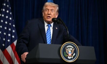 Donald Trump aseguró que Irán está totalmente derrotado y que busca negociar tras la ofensiva militar de EEUU