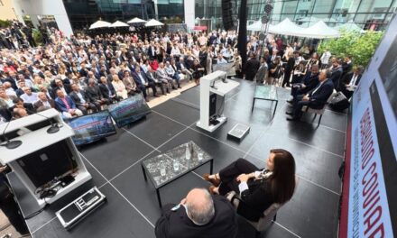 Vendimia: el desayuno de Coviar volvió a reunir al poder político y empresarial del vino