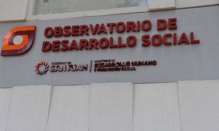Tiene 13 años, vive en la calle y el Estado evalúa denunciar a su familia por abandono