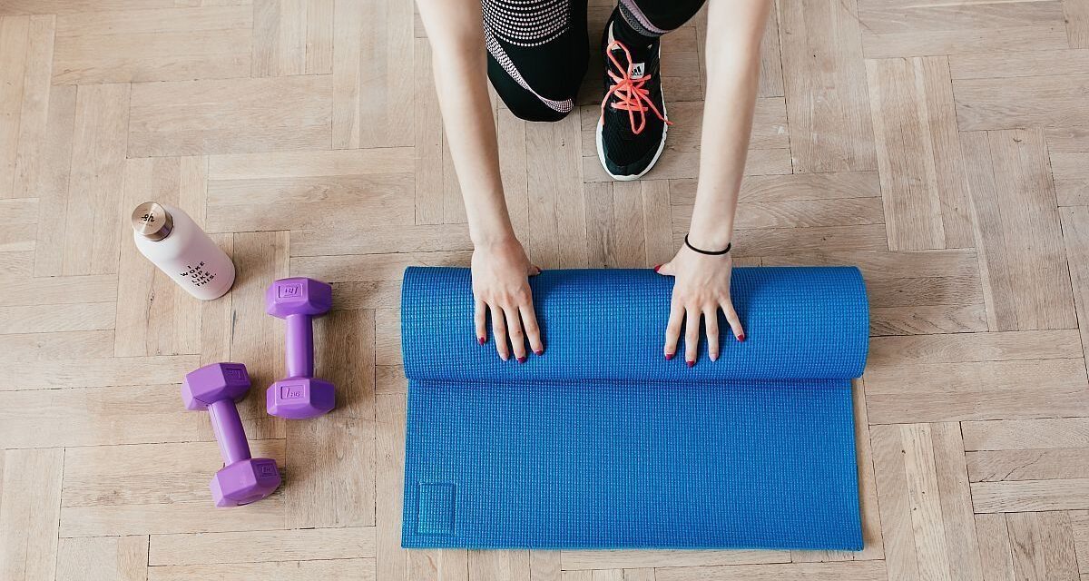 Los tres deportes para practicar después de los 40 y sus beneficios, según la IA