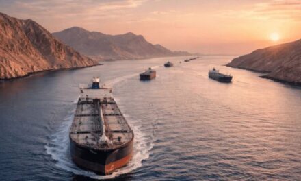 Irán afirmó que varios países iniciaron conversaciones para asegurar el paso de barcos por el estrecho de Ormuz