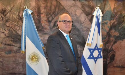 El embajador de Israel en Argentina dijo que no hay amenaza directa para el país y acusó a Irán de terrorismo