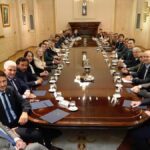 gobernadores preparan un festival de desdoblamientos y miran a mayo del 2027