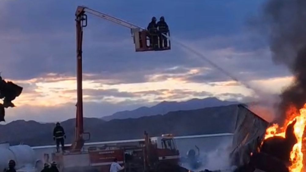 Infierno en Chimbas: Un incendio devastó Eco San Juan y las pérdidas ya rozan los $200 millones