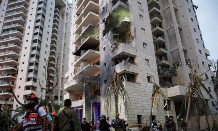 El embajador argentino en Israel aseguró que hay 200 turistas varados y 100.000 residentes bajo alerta