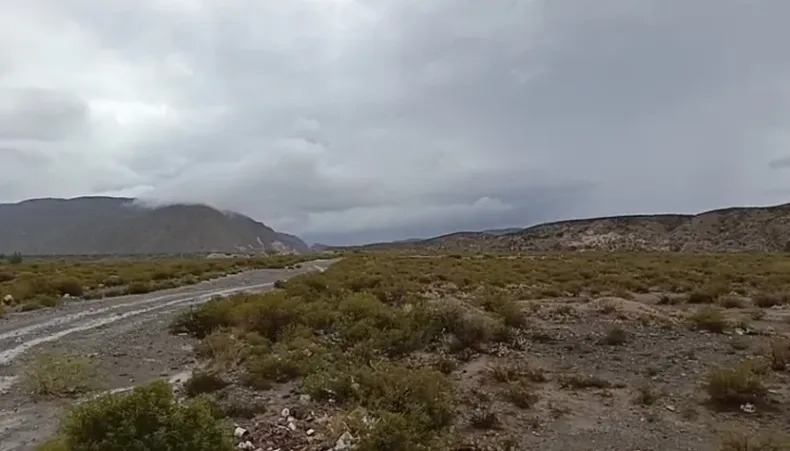 Alerta en Ruta 153 por lluvias intensas y visibilidad reducida en Los Berros