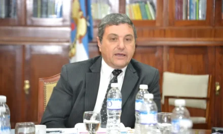 Achem defendió la oferta salarial a docentes y cuestionó el paro: “El aumento está por encima de la inflación”