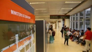 Docentes ya no deberán legalizar documentación para cobrar asignaciones familiares